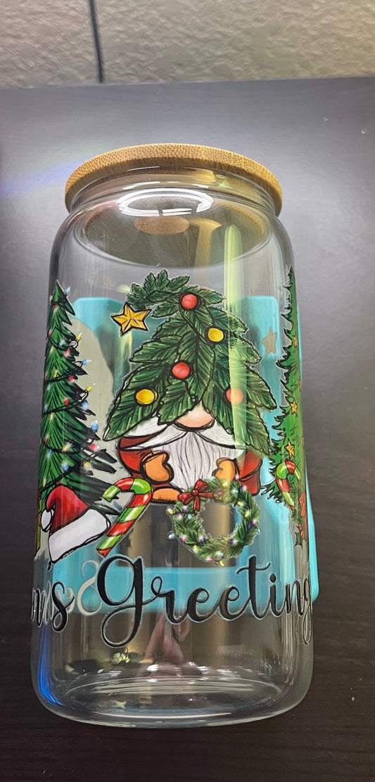 Season’s Greetings Gnomes (Glass)